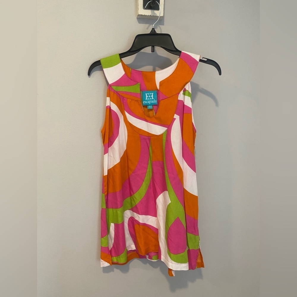 Escapade Sleeveless top